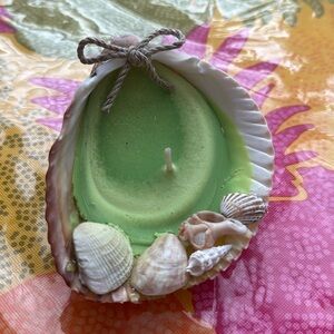 Seashell Candle